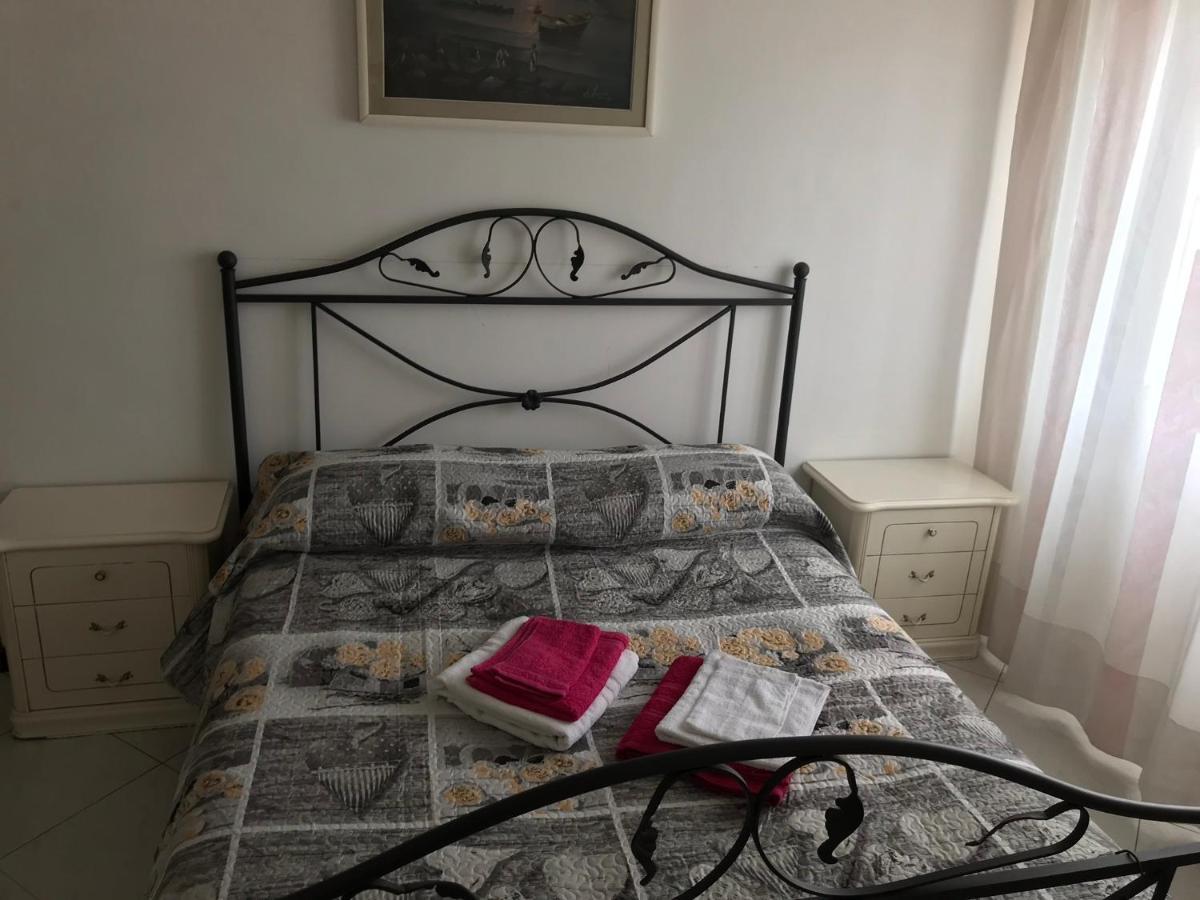 Neapolitan Rooms Екстериор снимка